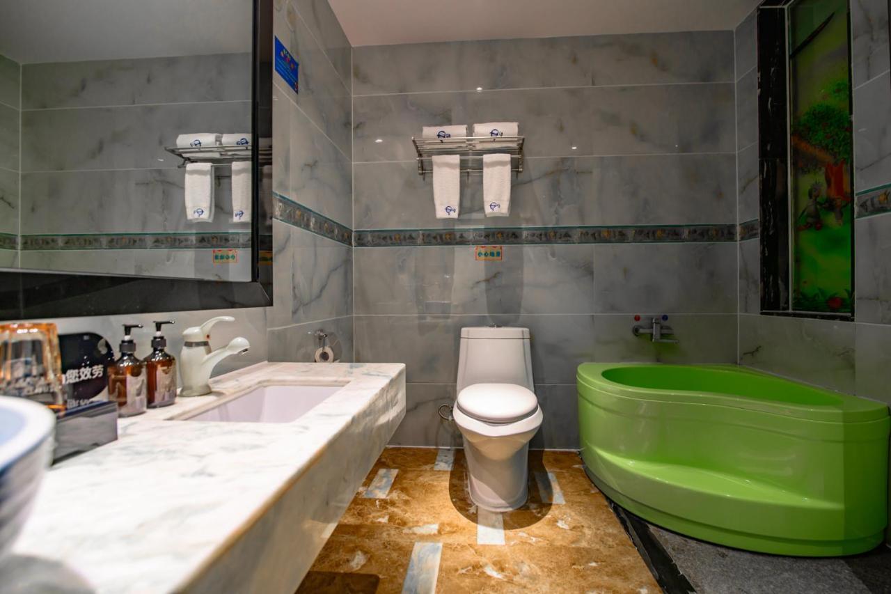 Ramada Encore By Wyndham Guangzhou Panyu エクステリア 写真